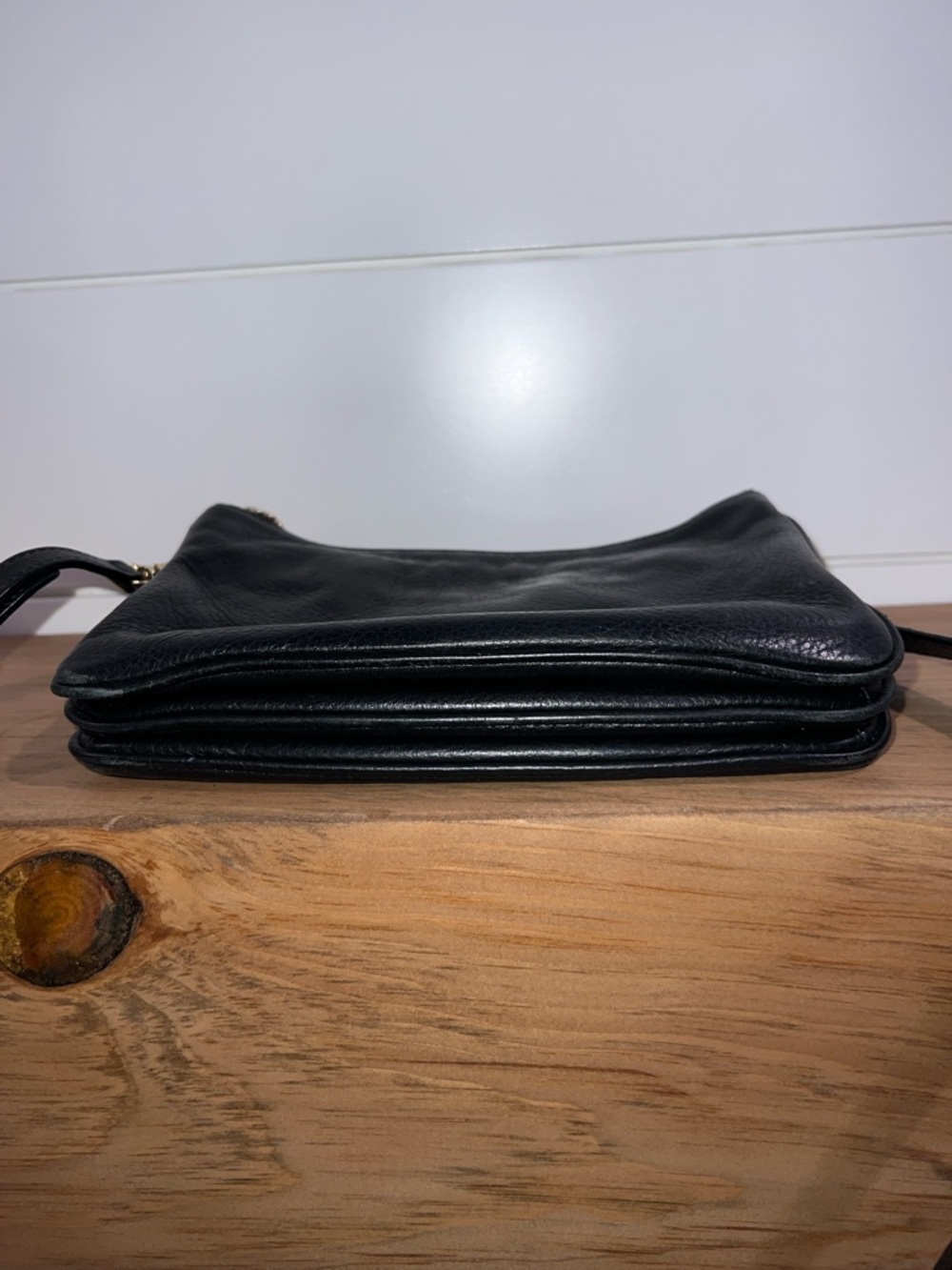 Michael Kors Jet Set Travel Pebbled Black Leather Crossbody Pouch with Gold Logo - Picture 13 of 16